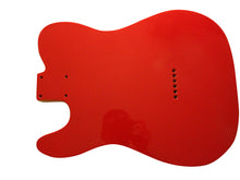 Lade das Bild in den Galerie-Viewer, Fiesta red alder nitrocellulose gloss Telecaster body