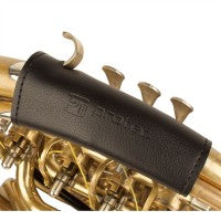 Lade das Bild in den Galerie-Viewer, Protec French Horn Hand Guard - Leather, Size Smaller (L233)