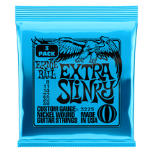 Lade das Bild in den Galerie-Viewer, Ernie Ball Extra Slinky 8-38 (3 Set Pack)