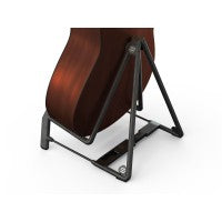 Lade das Bild in den Galerie-Viewer, Konig &amp; Meyer 17580 &quot;Heli 2&quot; Acoustic Guitar Stand - Black
