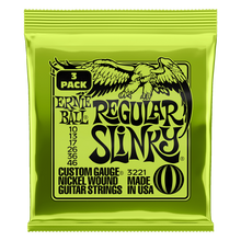 Lade das Bild in den Galerie-Viewer, Ernie Ball Regular Slinky 10-46 (3 Set Pack)
