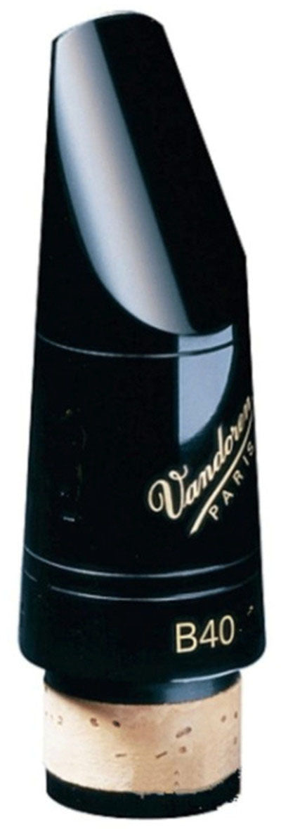 Vandoren B40 (CM323) - With the same technical specifications as the B44, its wider tip rail offers a compact and centered sound