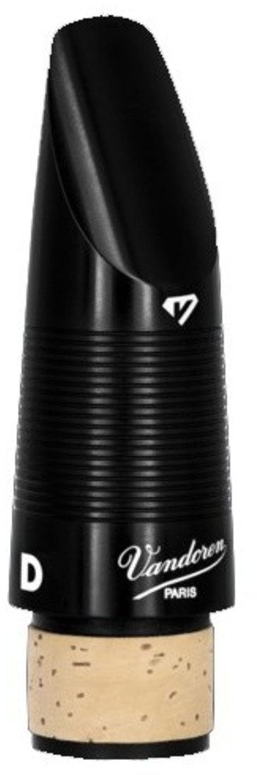 Vandoren M30D (CM36188) - German series. A good balance between timbre and roundness